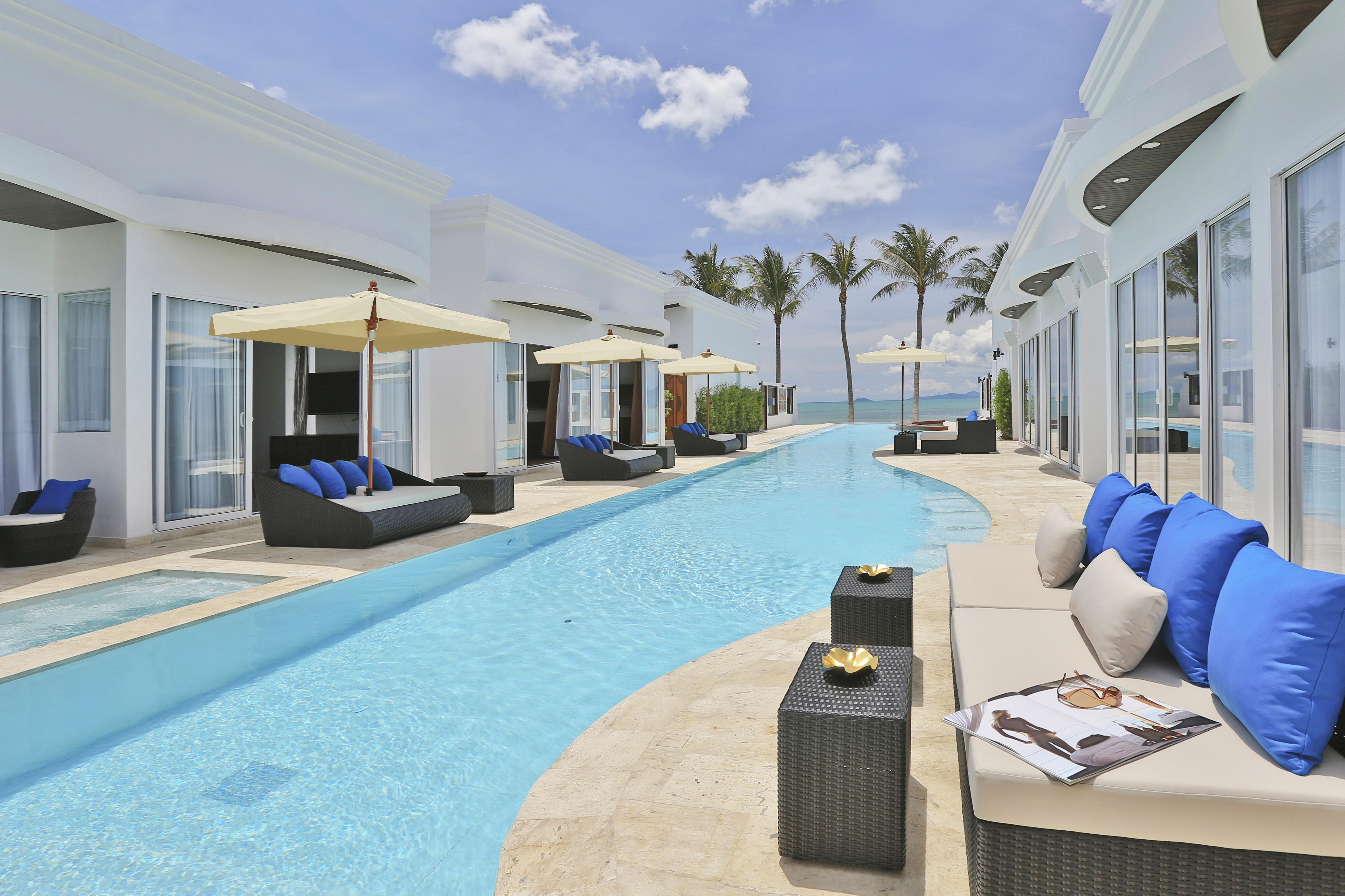 The Privilege Hotel Ezra Beach Club Pantai Bangrak Luaran gambar