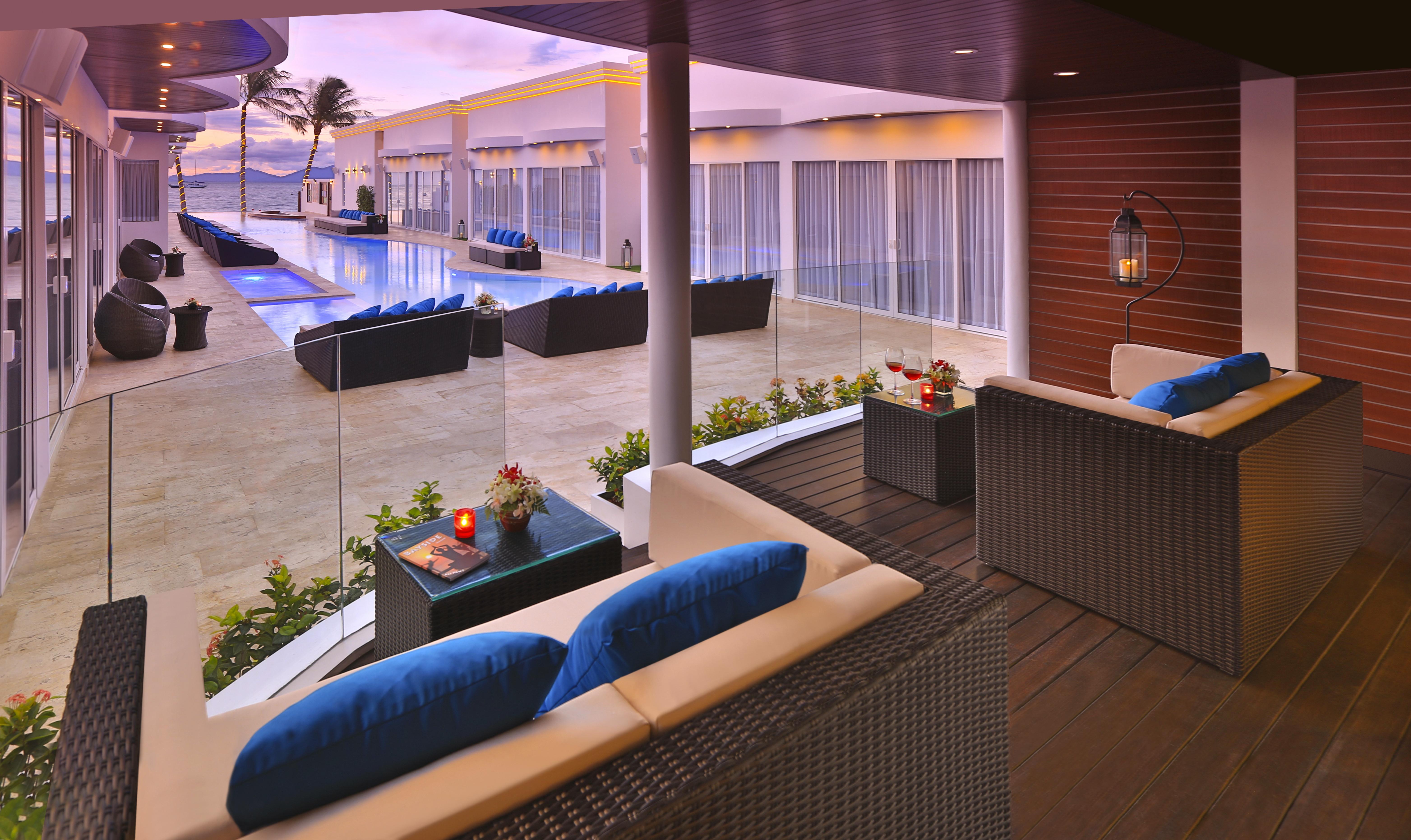 The Privilege Hotel Ezra Beach Club Pantai Bangrak Luaran gambar