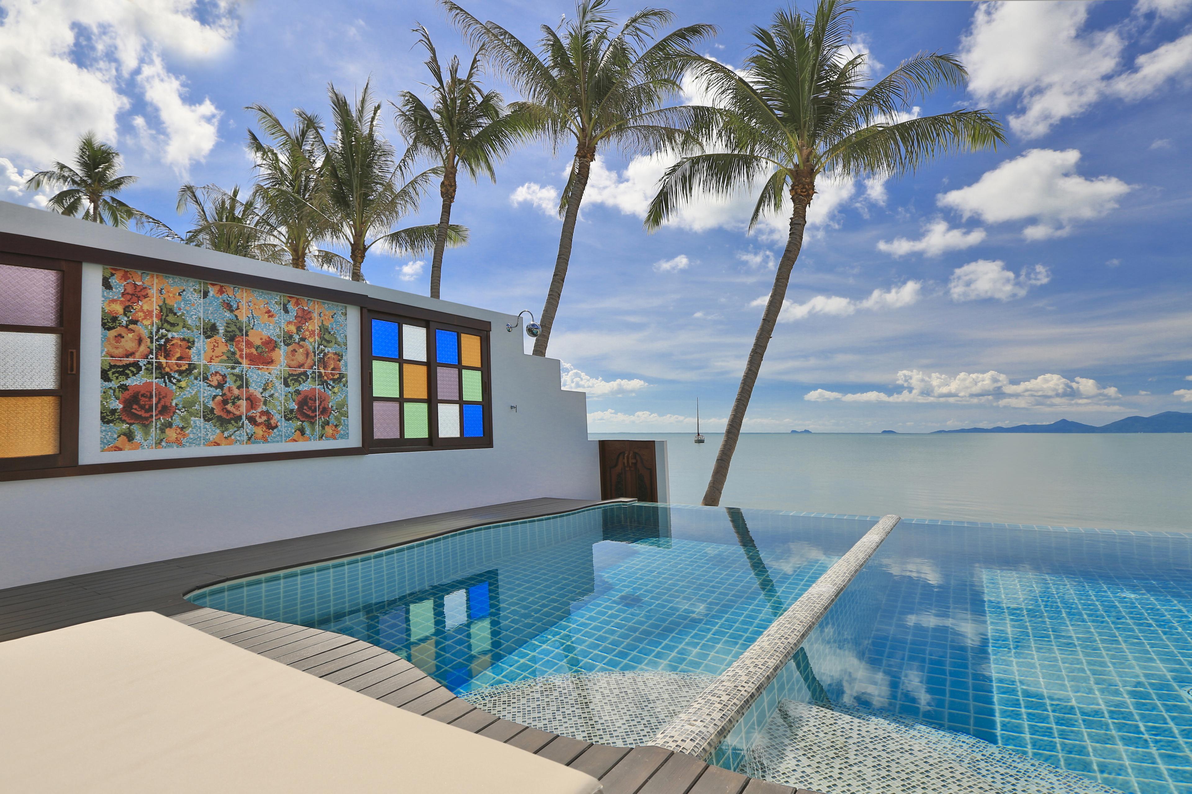 The Privilege Hotel Ezra Beach Club Pantai Bangrak Luaran gambar