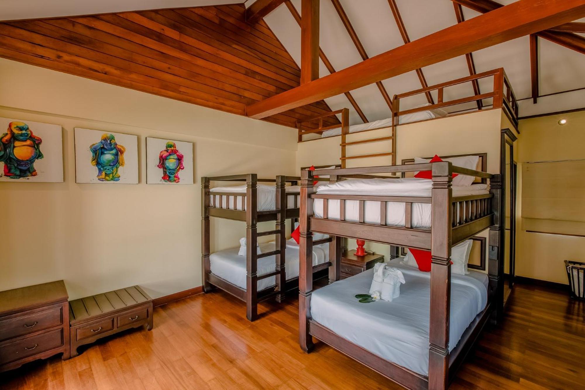 The Privilege Hotel Ezra Beach Club Pantai Bangrak Luaran gambar