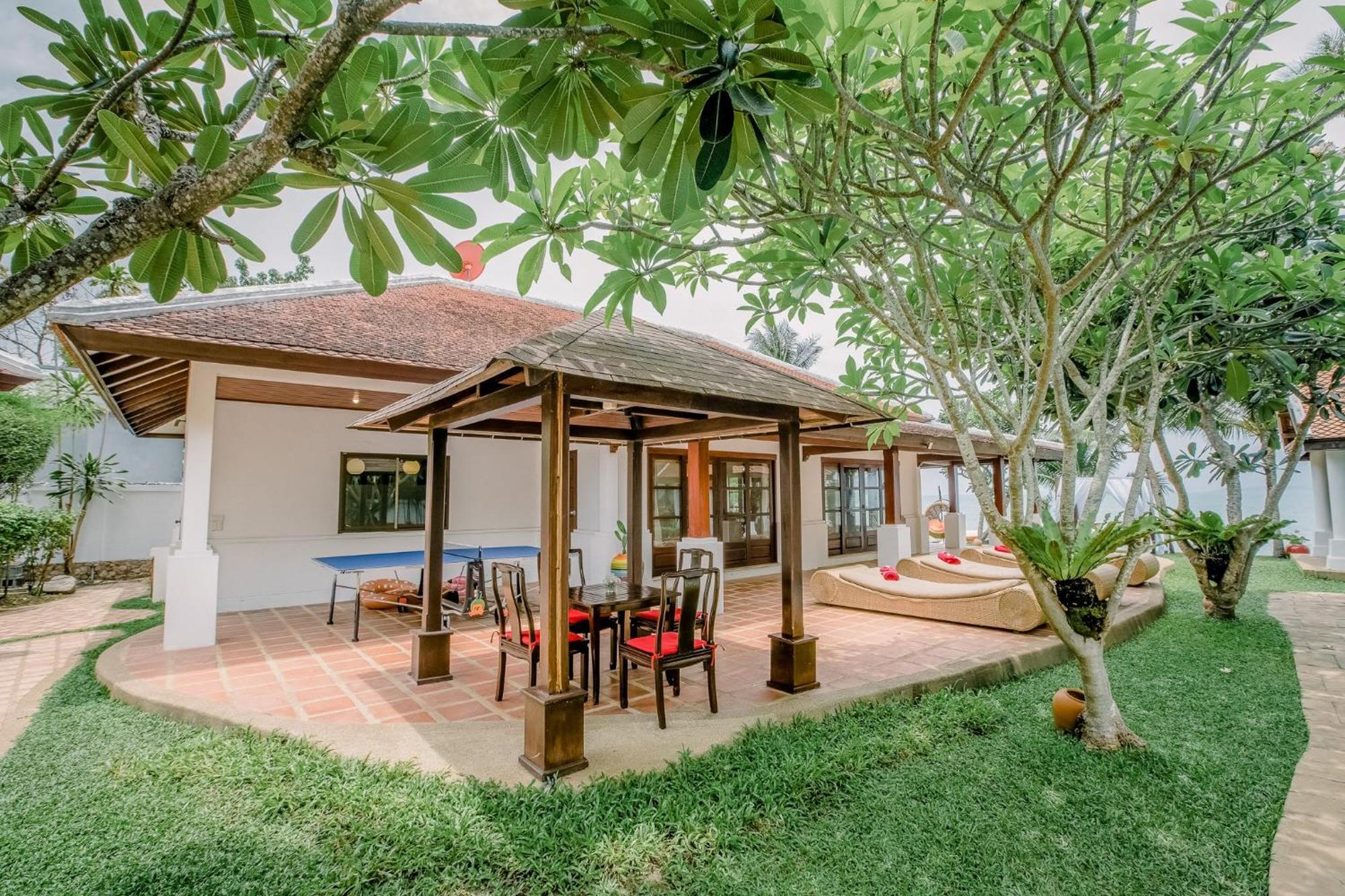 The Privilege Hotel Ezra Beach Club Pantai Bangrak Luaran gambar